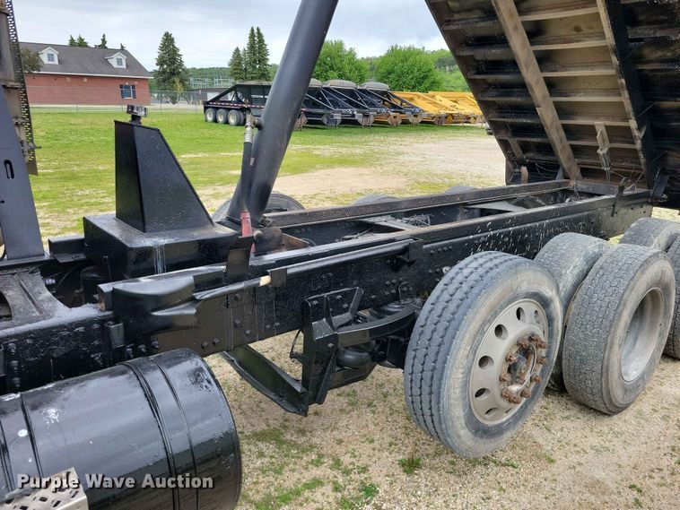 image for item DZ7177 2009 Mack GU713 dump truck