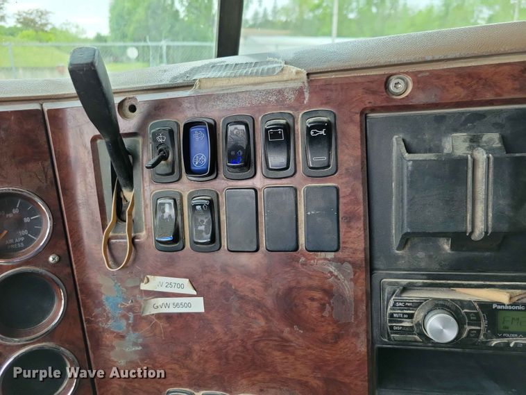 image for item DZ7177 2009 Mack GU713 dump truck