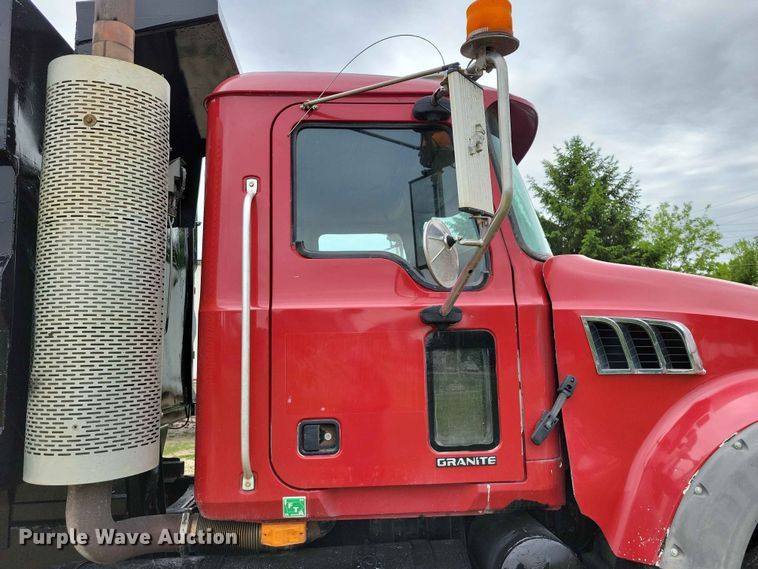 image for item DZ7177 2009 Mack GU713 dump truck