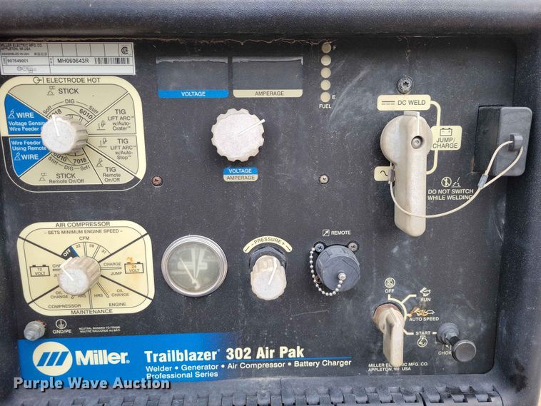 image for item DZ7183 Miller Trailblazer 302 welder/generator