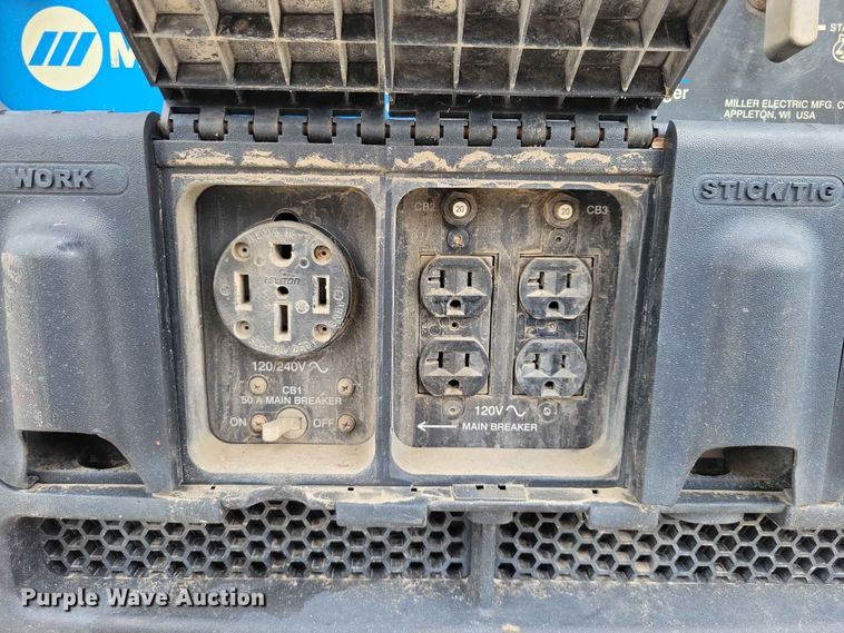 image for item DZ7183 Miller Trailblazer 302 welder/generator