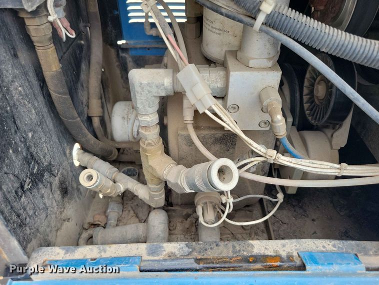 image for item DZ7183 Miller Trailblazer 302 welder/generator