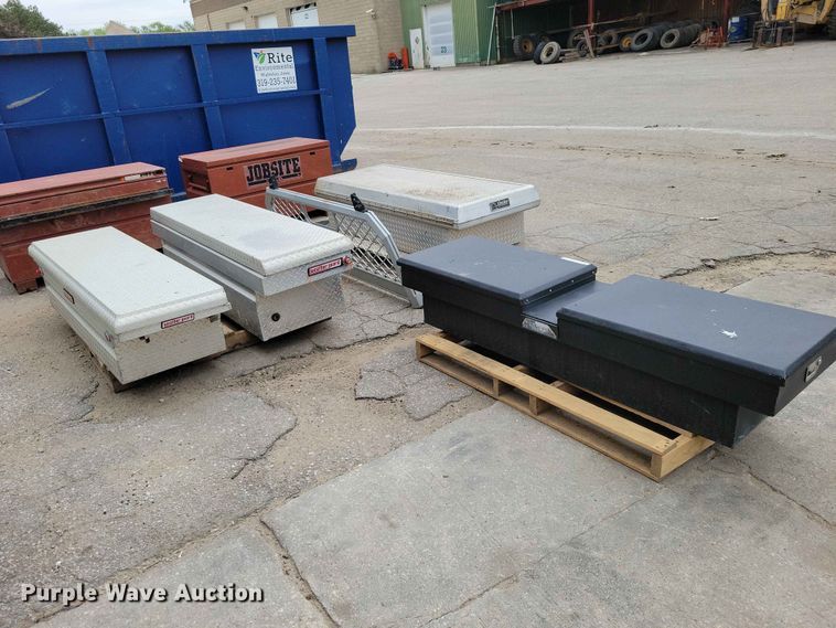 image for item DZ7184 (6) toolboxes