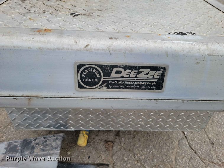image for item DZ7184 (6) toolboxes