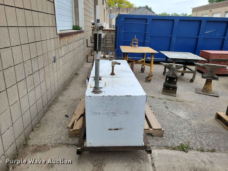 image for item DZ7186 Oil tank