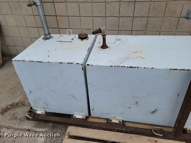 image for item DZ7186 Oil tank