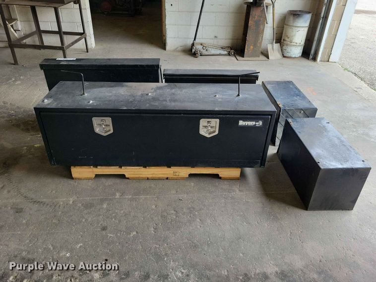 image for item DZ7188 (5) toolboxes