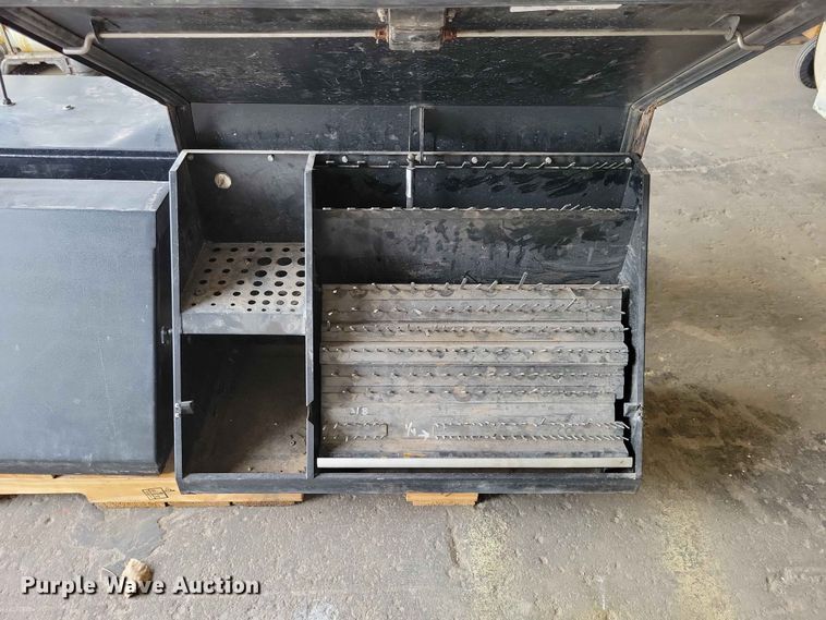 image for item DZ7188 (5) toolboxes