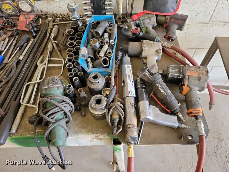 image for item DZ7190 Tools