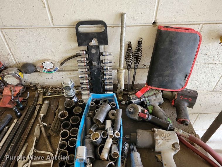 image for item DZ7190 Tools
