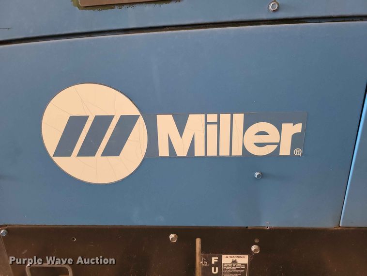 image for item DZ7191 Miller Bobcat 250 welder/generator