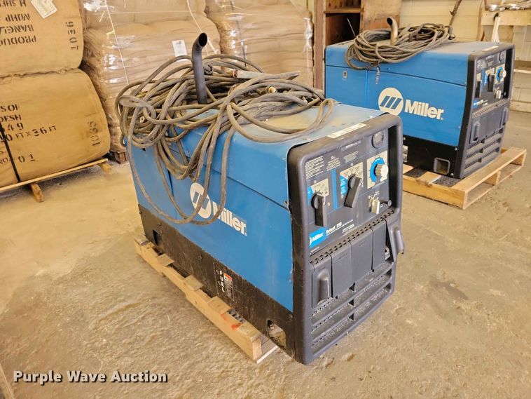image for item DZ7192 Miller Bobcat 250 welder/generator