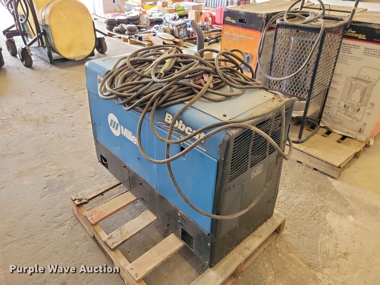 image for item DZ7192 Miller Bobcat 250 welder/generator