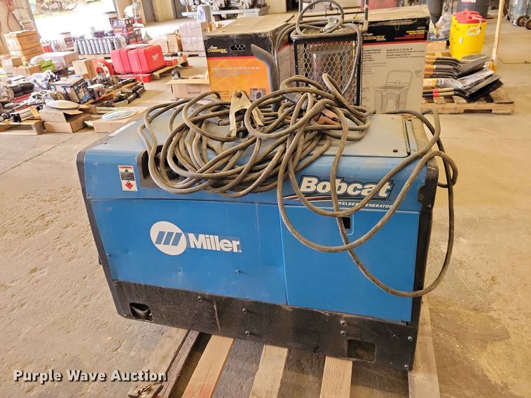 image for item DZ7192 Miller Bobcat 250 welder/generator