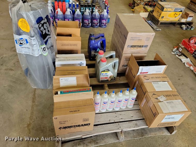 image for item DZ7195 Fuel and lube