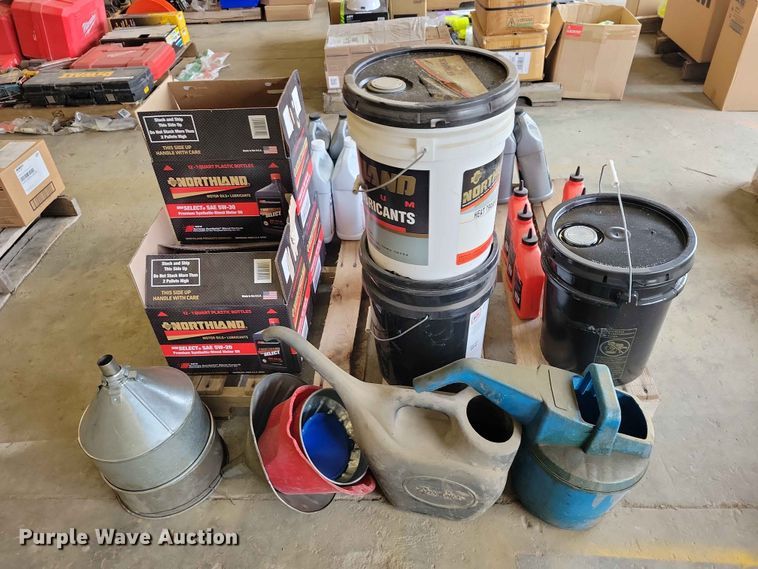 image for item DZ7195 Fuel and lube