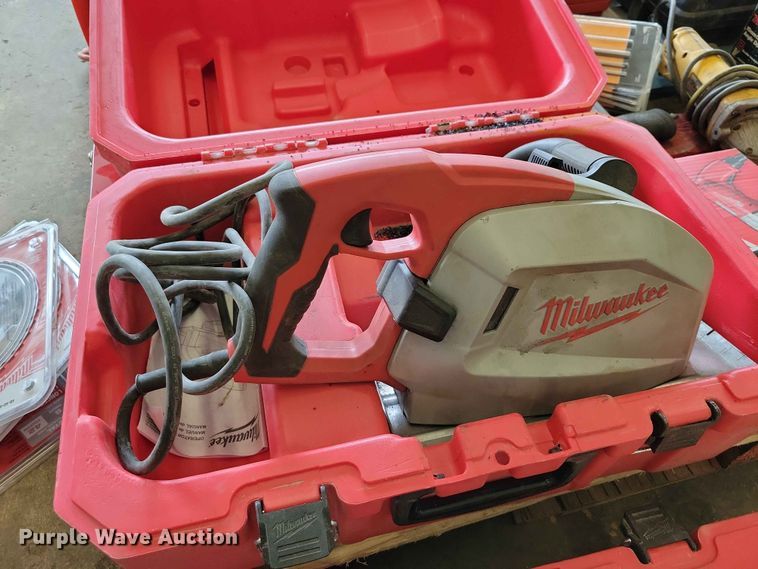 image for item DZ7197 Tools and parts