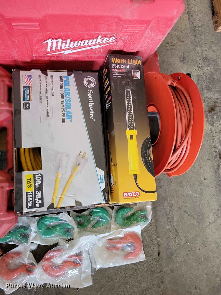 image for item DZ7197 Tools and parts