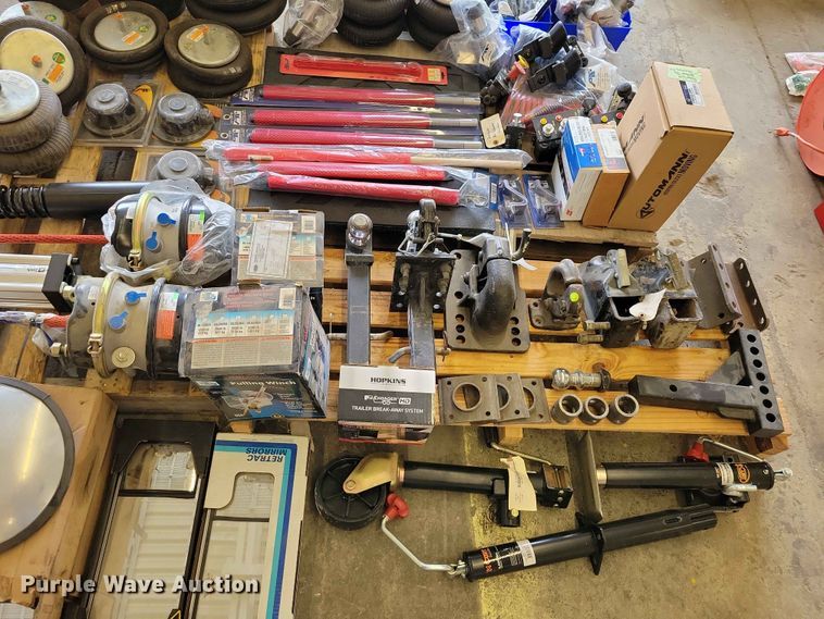 image for item DZ7197 Tools and parts