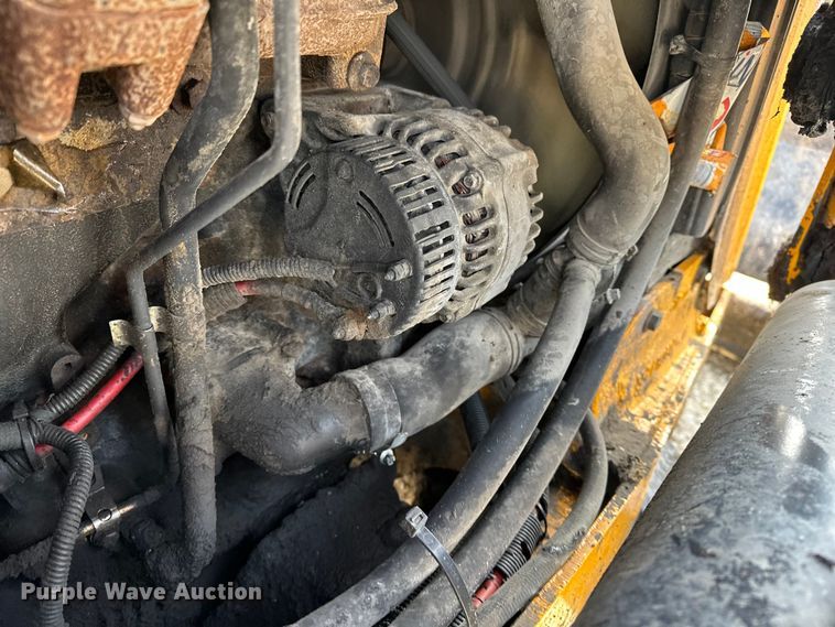 image for item EA4875 2010 JCB 4CX15-T backhoe