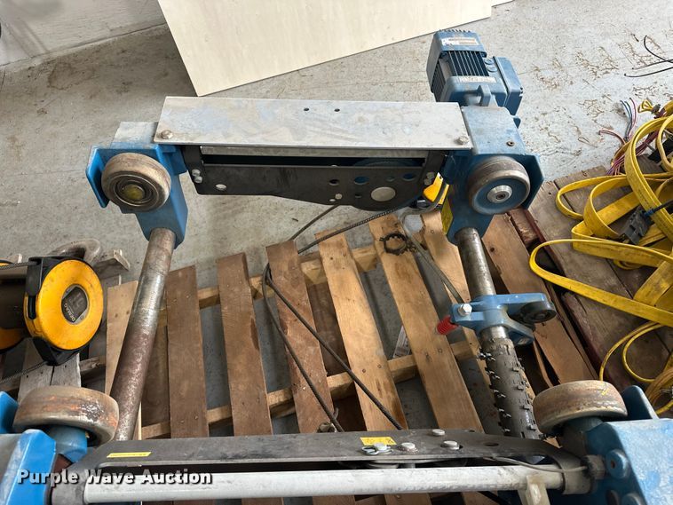 image for item EA4887 Omni overhead crane
