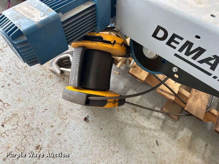 image for item EA4887 Omni overhead crane