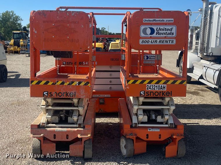 image for item EA4909 (3) Snorkel forklifts
