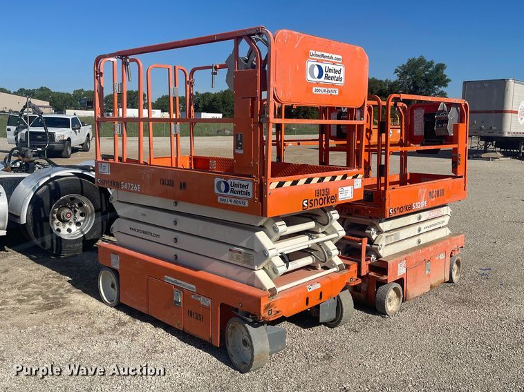 image for item EA4909 (3) Snorkel forklifts