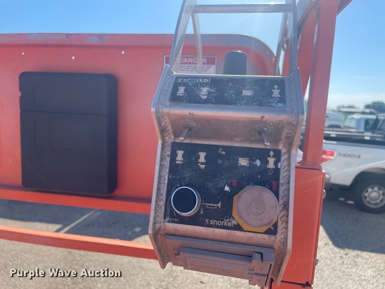 image for item EA4909 (3) Snorkel forklifts