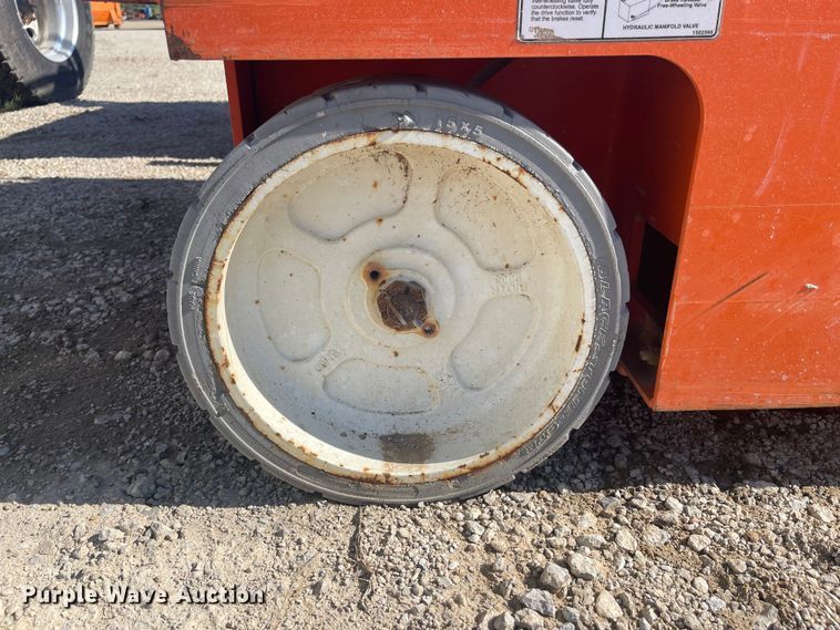 image for item EA4909 (3) Snorkel forklifts