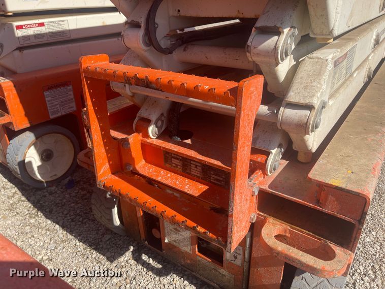 image for item EA4909 (3) Snorkel forklifts