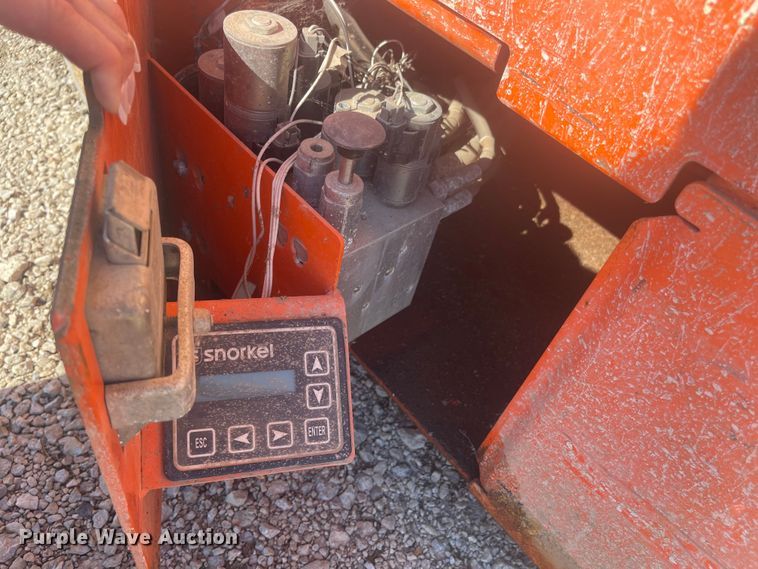 image for item EA4909 (3) Snorkel forklifts