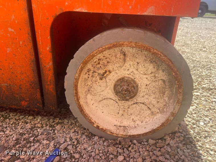 image for item EA4909 (3) Snorkel forklifts