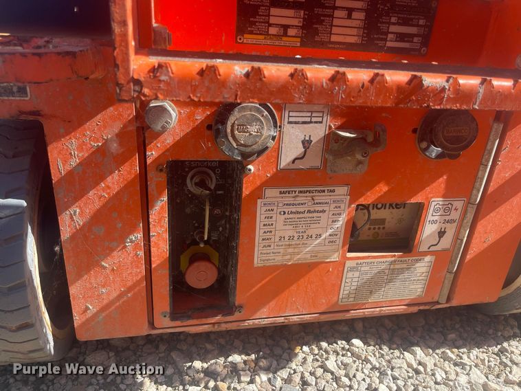 image for item EA4909 (3) Snorkel forklifts