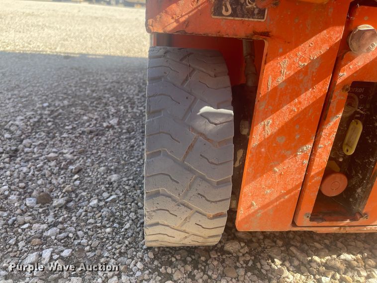 image for item EA4909 (3) Snorkel forklifts