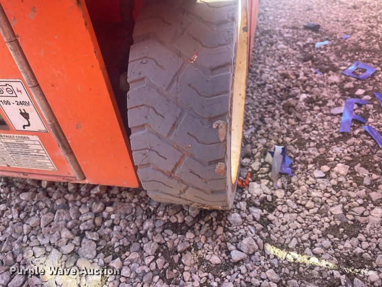 image for item EA4909 (3) Snorkel forklifts