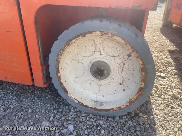 image for item EA4909 (3) Snorkel forklifts