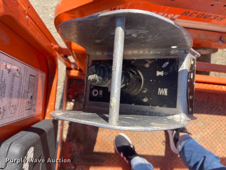 image for item EA4909 (3) Snorkel forklifts
