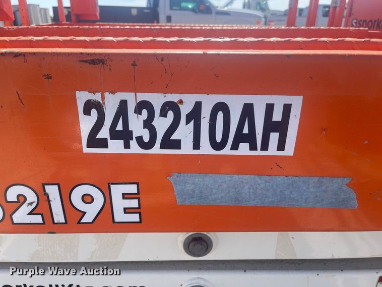 image for item EA4909 (3) Snorkel forklifts