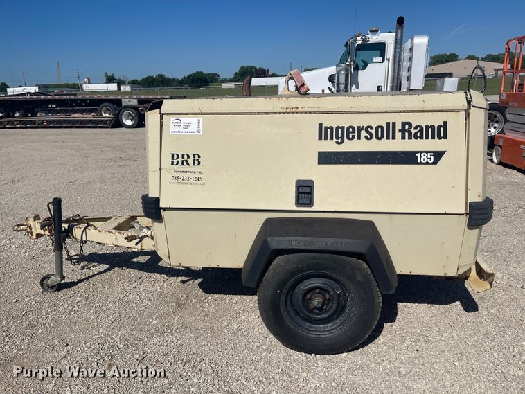 image for item EA4921 1997 Ingersoll Rand P185WJD air compressor