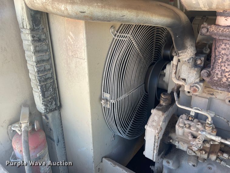 image for item EA4921 1997 Ingersoll Rand P185WJD air compressor