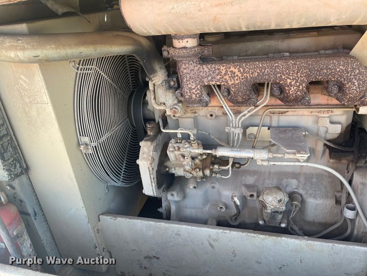 image for item EA4921 1997 Ingersoll Rand P185WJD air compressor