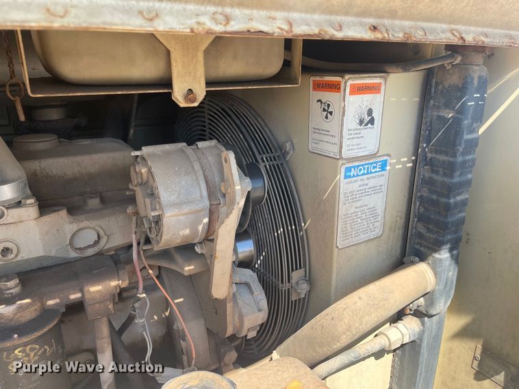 image for item EA4921 1997 Ingersoll Rand P185WJD air compressor