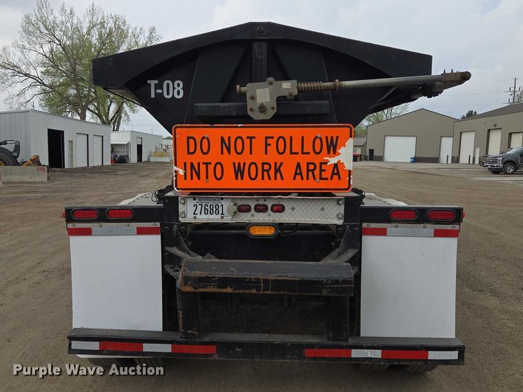 image for item EB1413 2008 Side Dump Industries side dump trailer