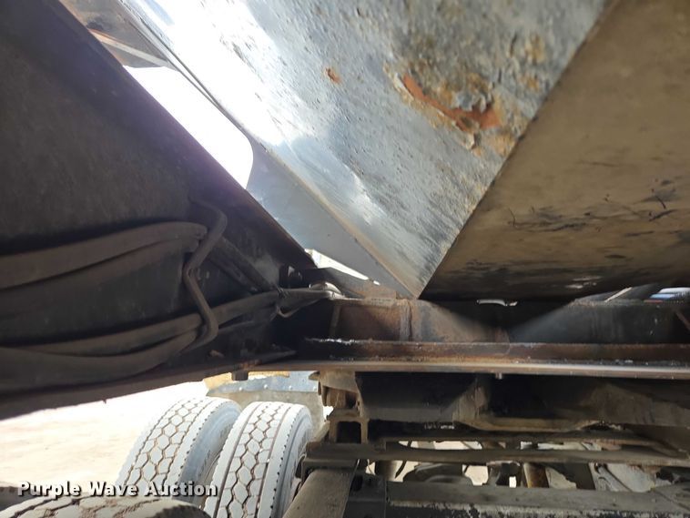 image for item EB1413 2008 Side Dump Industries side dump trailer