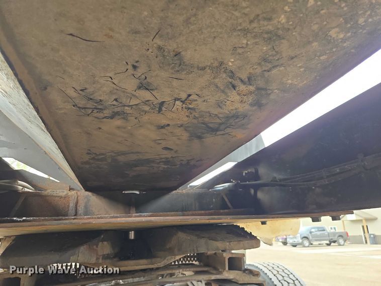 image for item EB1413 2008 Side Dump Industries side dump trailer