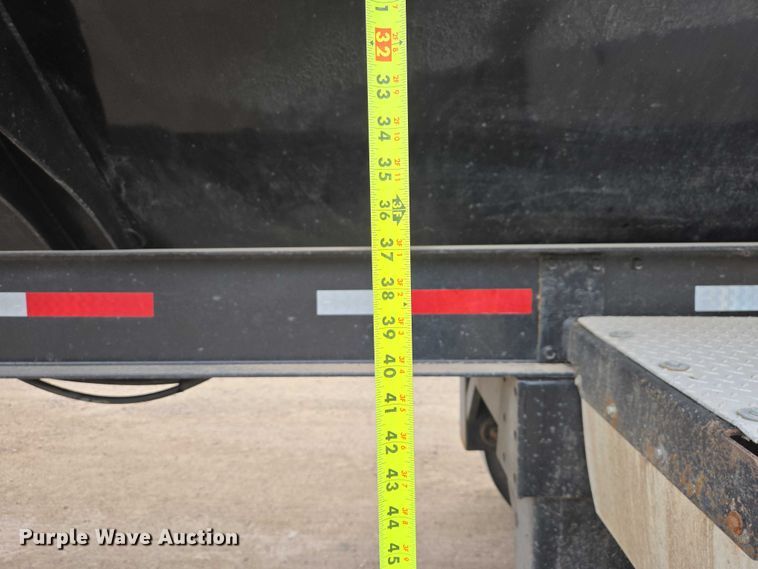 image for item EB1413 2008 Side Dump Industries side dump trailer