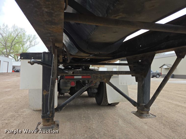 image for item EB1413 2008 Side Dump Industries side dump trailer