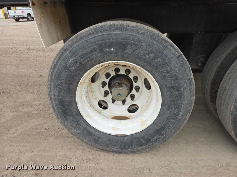 image for item EB1413 2008 Side Dump Industries side dump trailer