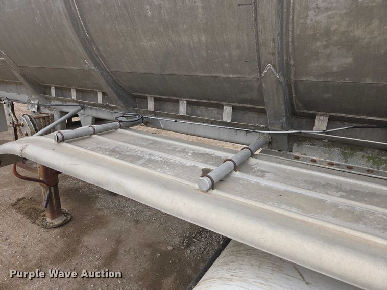 image for item EB1414 1972 Acro tank trailer